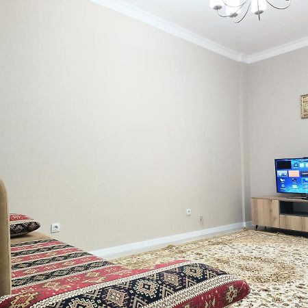 Двухкомнатная Квартира В Центре Города, Жк Миллениум Парк. Astana Ngoại thất bức ảnh